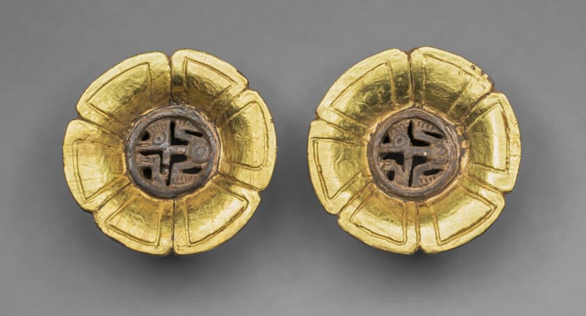 Flower-Shaped Ear Ornaments